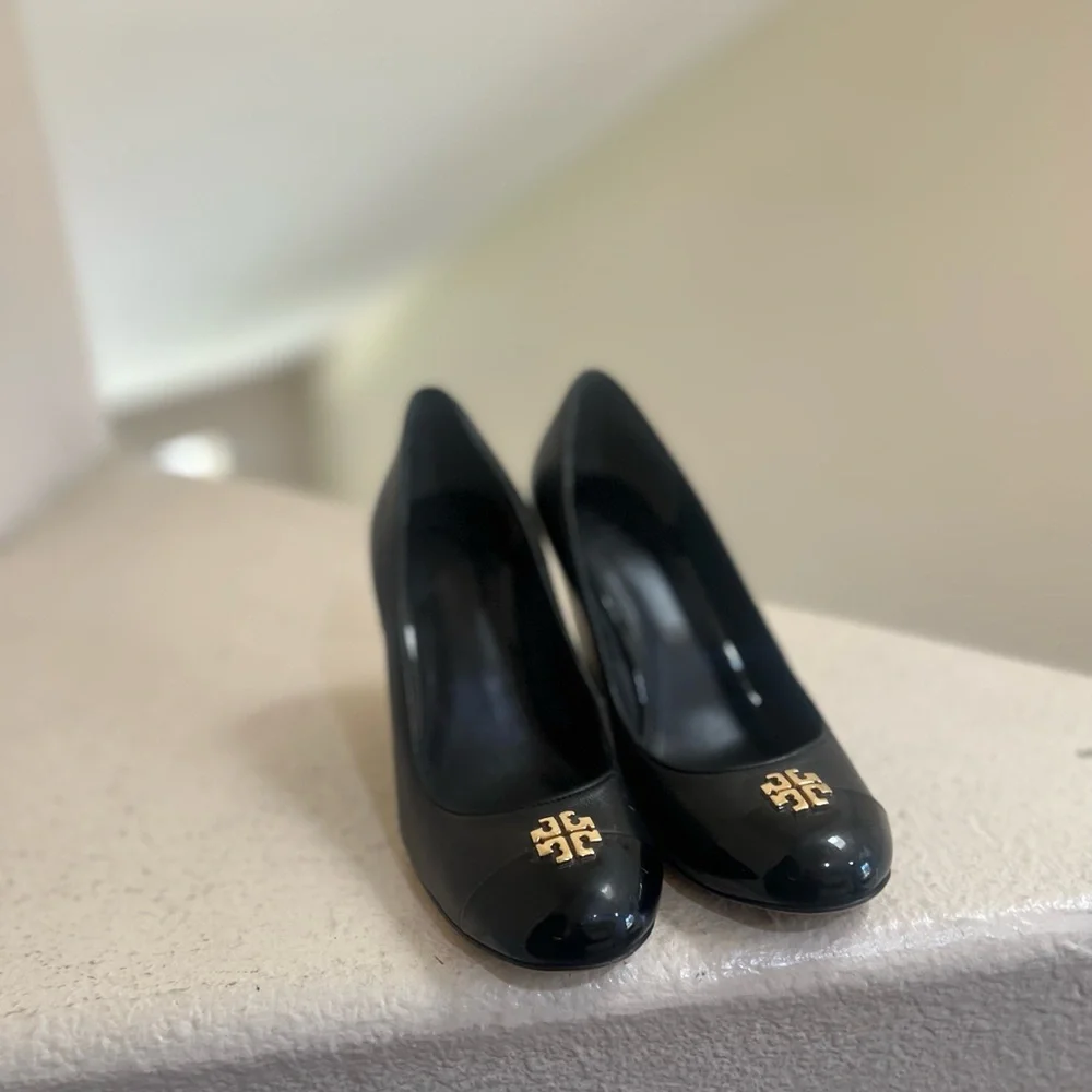 Tory Burch questions leave